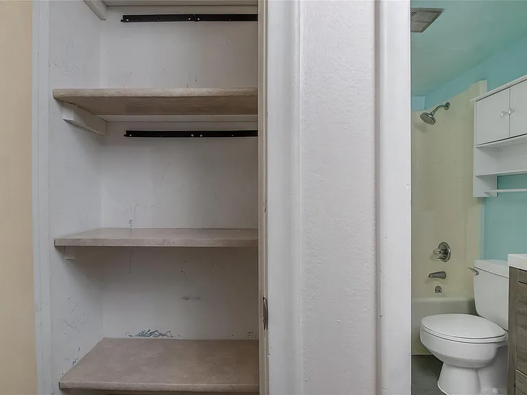 5186 NE 6th Ave #710 — Photo 15