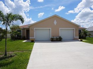 2122 NE 6th St, Cape Coral, FL 33909
