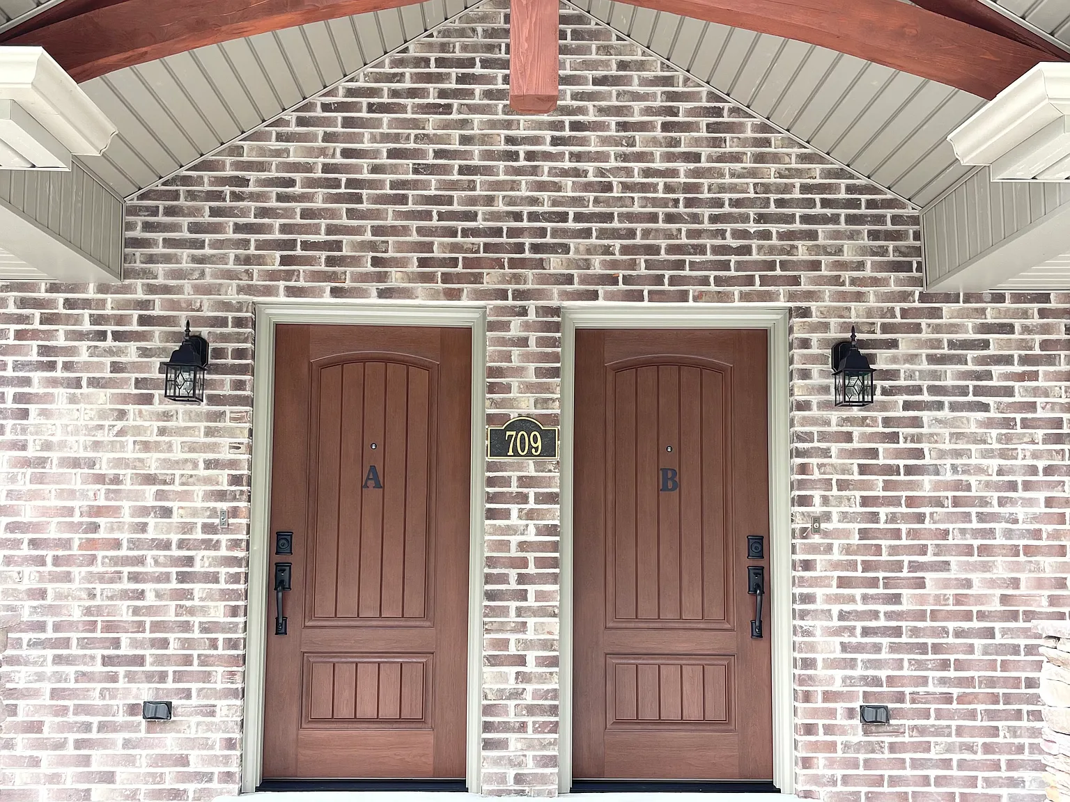 2 bed, 1.5 bath, 1440 sqft, $1,200 — Photo 2