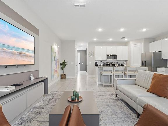 3rd image of 7997 Formosa Valley Pl