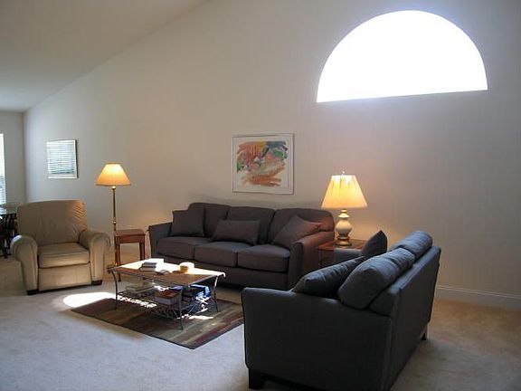 5th image of 255 Arbor Place Ln