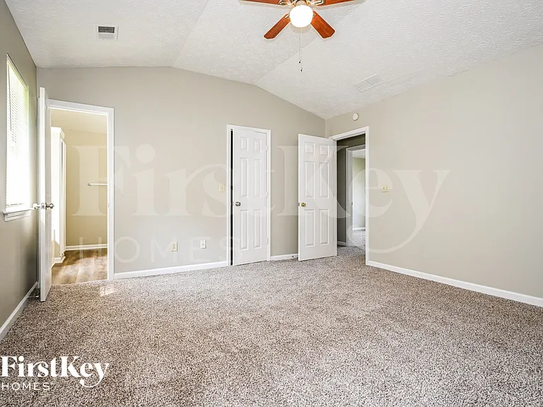 5992 Homestead Cir — Photo 10