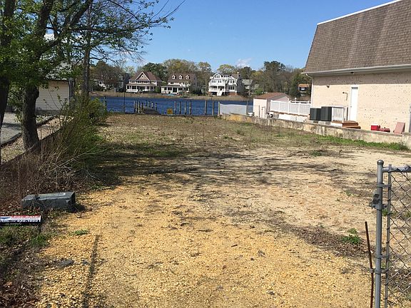 4th image of 602 Parker Ave
