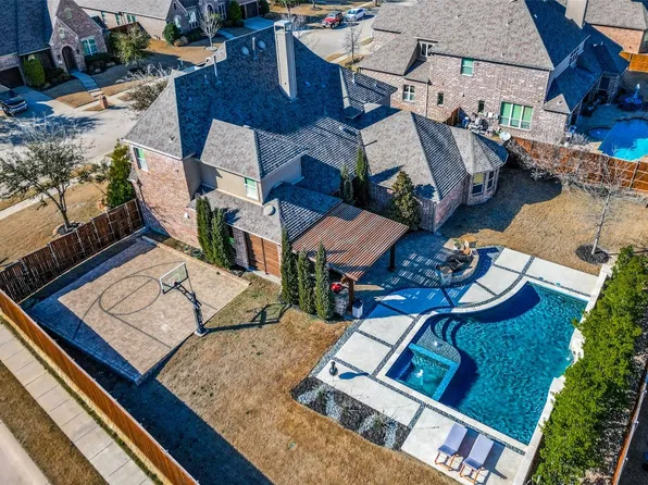 911 Moss Glen Dr, Prosper, TX 75078