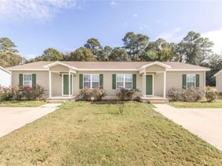 109 Ronald Pride Blvd — Photo 1