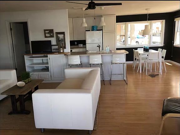 4th image of 7845 Twin Lakes Rd