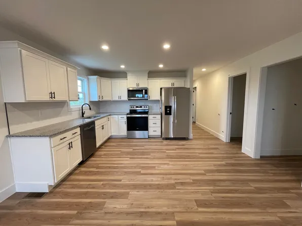 300-302 Winding Branch Dr, Berea, KY 40403