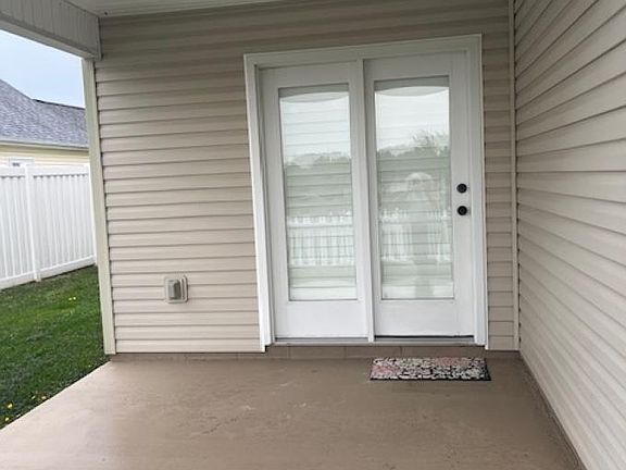 3rd image of 2308 W Park Dr