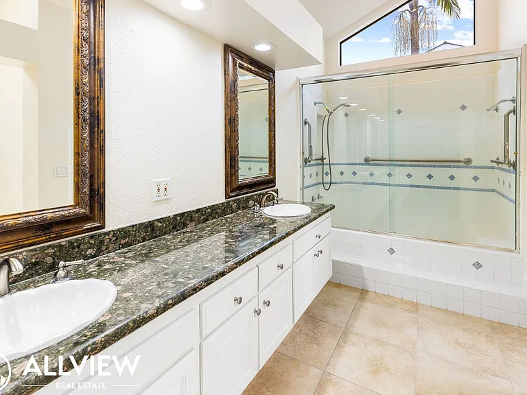 19 Fairdawn — Photo 21