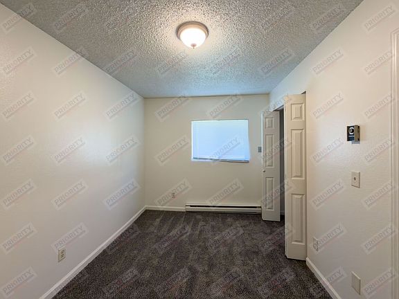 4th image of 1405 Eagles Nest Cir #A