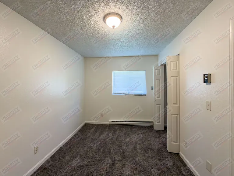 1405 Eagles Nest Cir — Photo 3