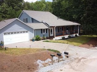 3936 Cripple Creek Rd, Greer, SC 29651