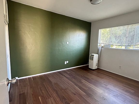 5th image of 3666 Louisiana St #1/2