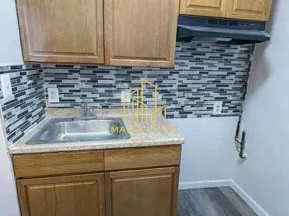 405 N 5th St #33B, Newark, NJ 07107