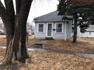 518 2nd St, Perry, IA 50220