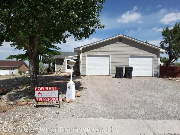 871 S Harmony Dr, Pueblo, CO 81007