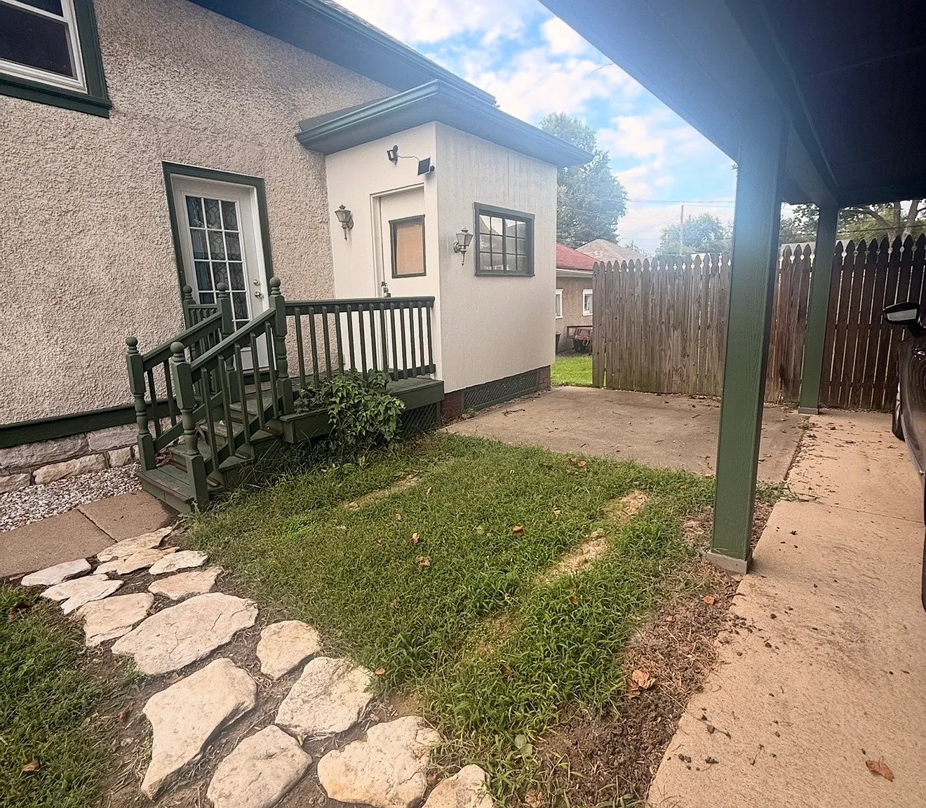 2 bed, 1227 sqft, $1,400 — Photo 3