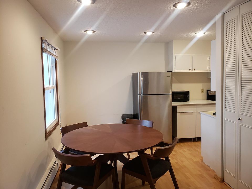 1st image of 2536 Dupont Ave S APT 205