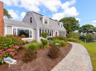 23 Fishermans Cove Rd, Buzzards Bay, MA 02532