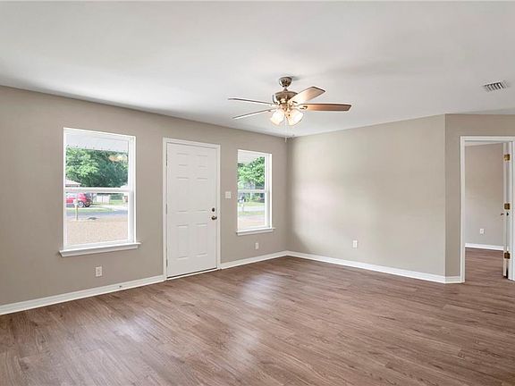 3rd image of 2897 Arc Rd