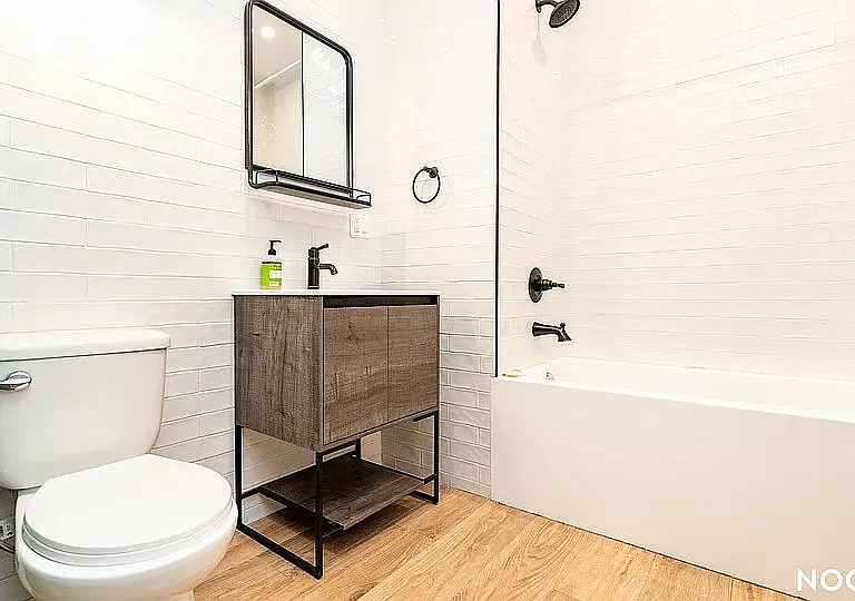 255 18th St #109 — Photo 15