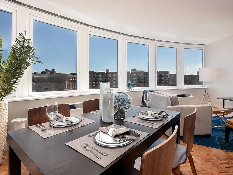 97-45 Queens Blvd #Penthouse 7 — Photo 2