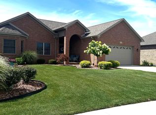 15555 Orchard Meadows Dr, Monroe, MI 48161