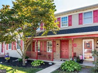 480 Harvest Dr, York, PA 17404