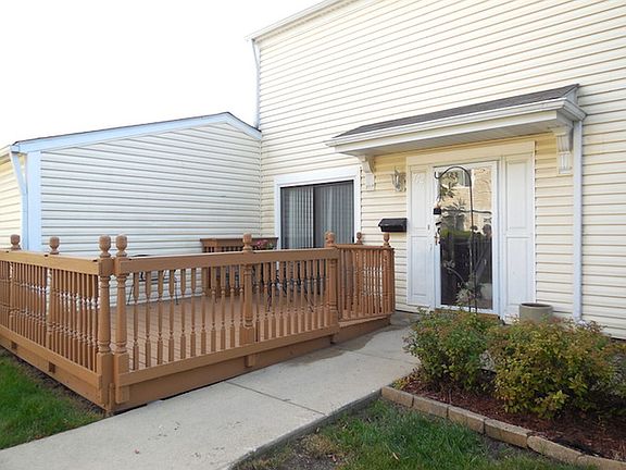 2nd image of 774 Barnaby Pl #774