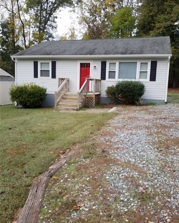 1st image of 6712 Cherry Rd