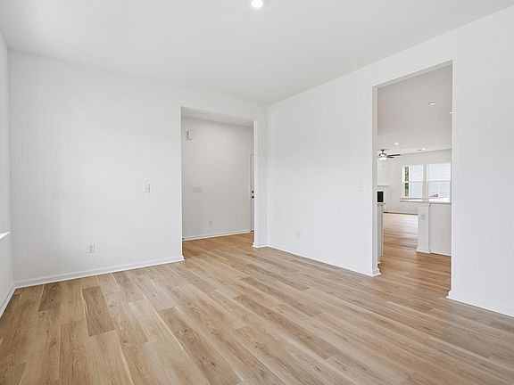 3rd image of 1043 Whitefox Dr Lot 56