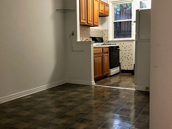 5th image of 33-57 28th St #1B