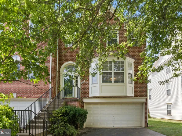 2834 Little Falls Pl, Falls Church, VA 22042