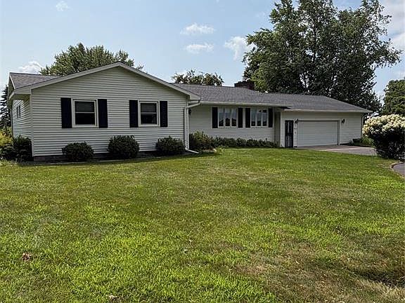 2nd image of 812 Oak Street