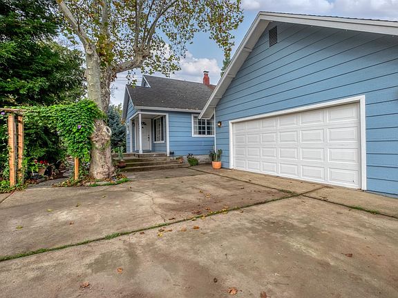 5th image of 7601 Sycamore Dr