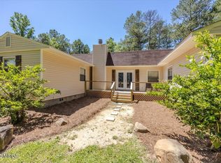 143 Ragan Dr, Gray, GA 31032