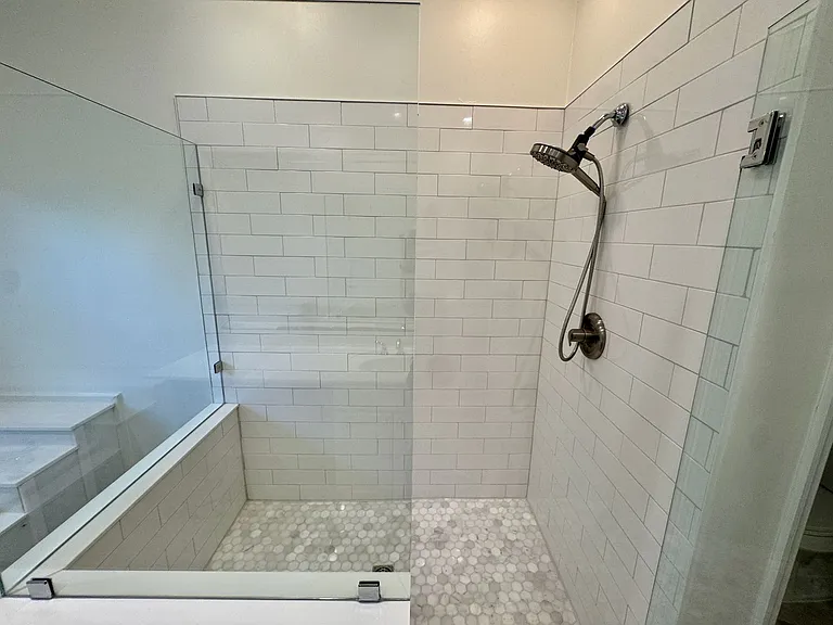 4008 Linden Ct — Photo 15