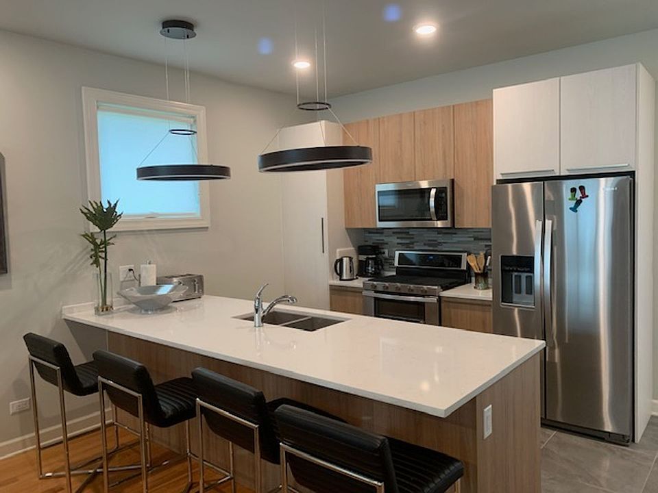 1st image of 6117 S University Ave #6