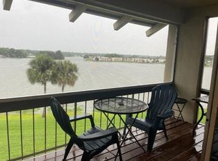 582 Orange Dr APT 103, Altamonte Springs, FL 32701