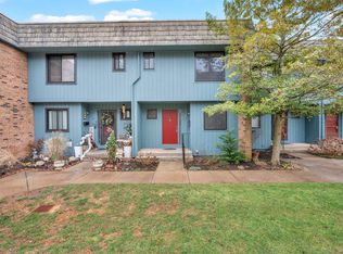 10 Juniper Hill Ct #10, Cromwell, CT 06416