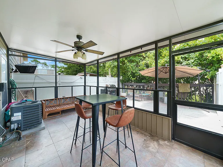 7207 Quail Hollow Dr — Photo 20