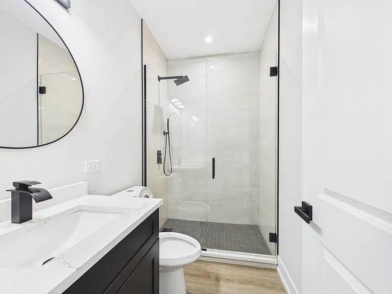 6624 S Champlain Ave #B — Photo 13