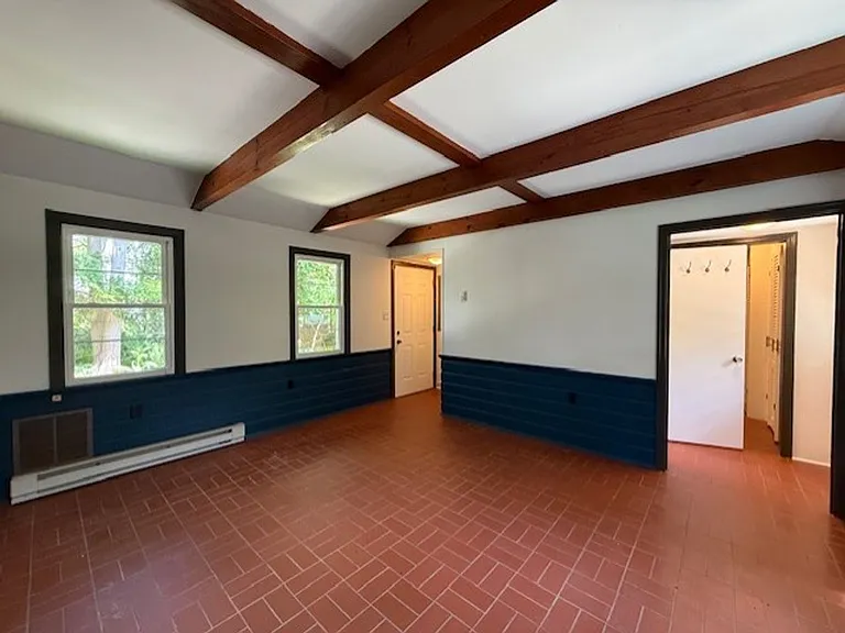 151 W Prospect Ave — Photo 4