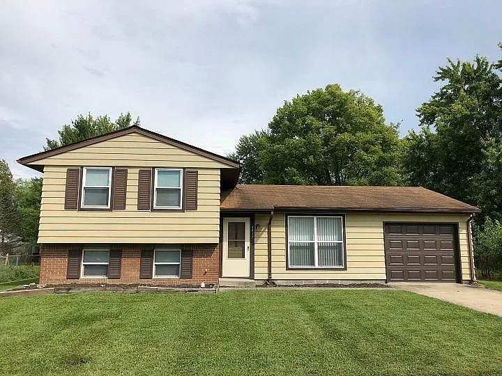 4417 Aristocrat Ln photo 1