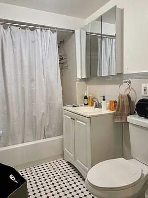 Rented by EXR | media 8