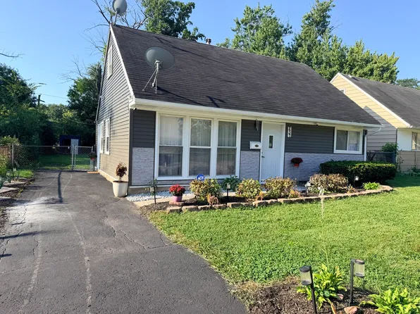 237 Arrowhead St, Park Forest, IL 60466