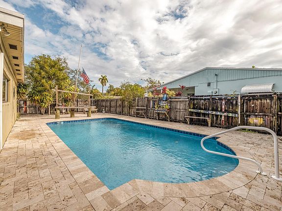 2nd image of 5372 NW 5th Avenue