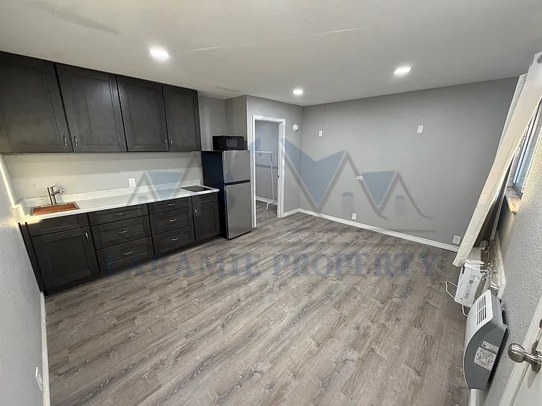 The W Apartments — Photo 5