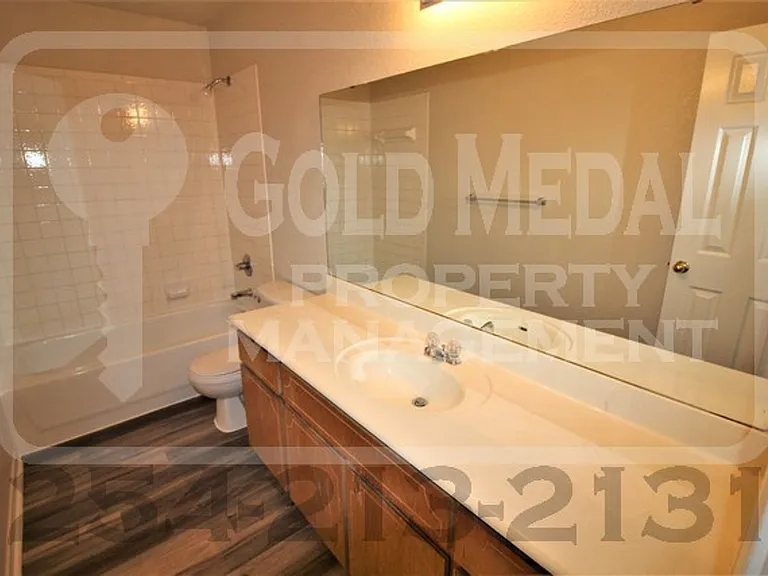 1520 Shoshoni Trl — Photo 13