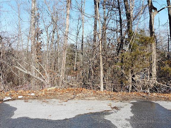 3rd image of Kyme Ln #3